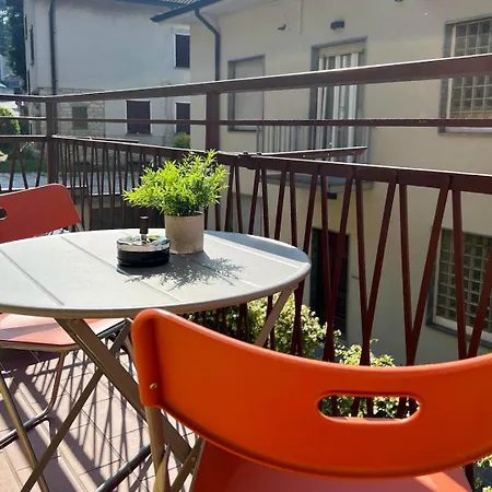 아파트 Cozy Near With Parking 코모
